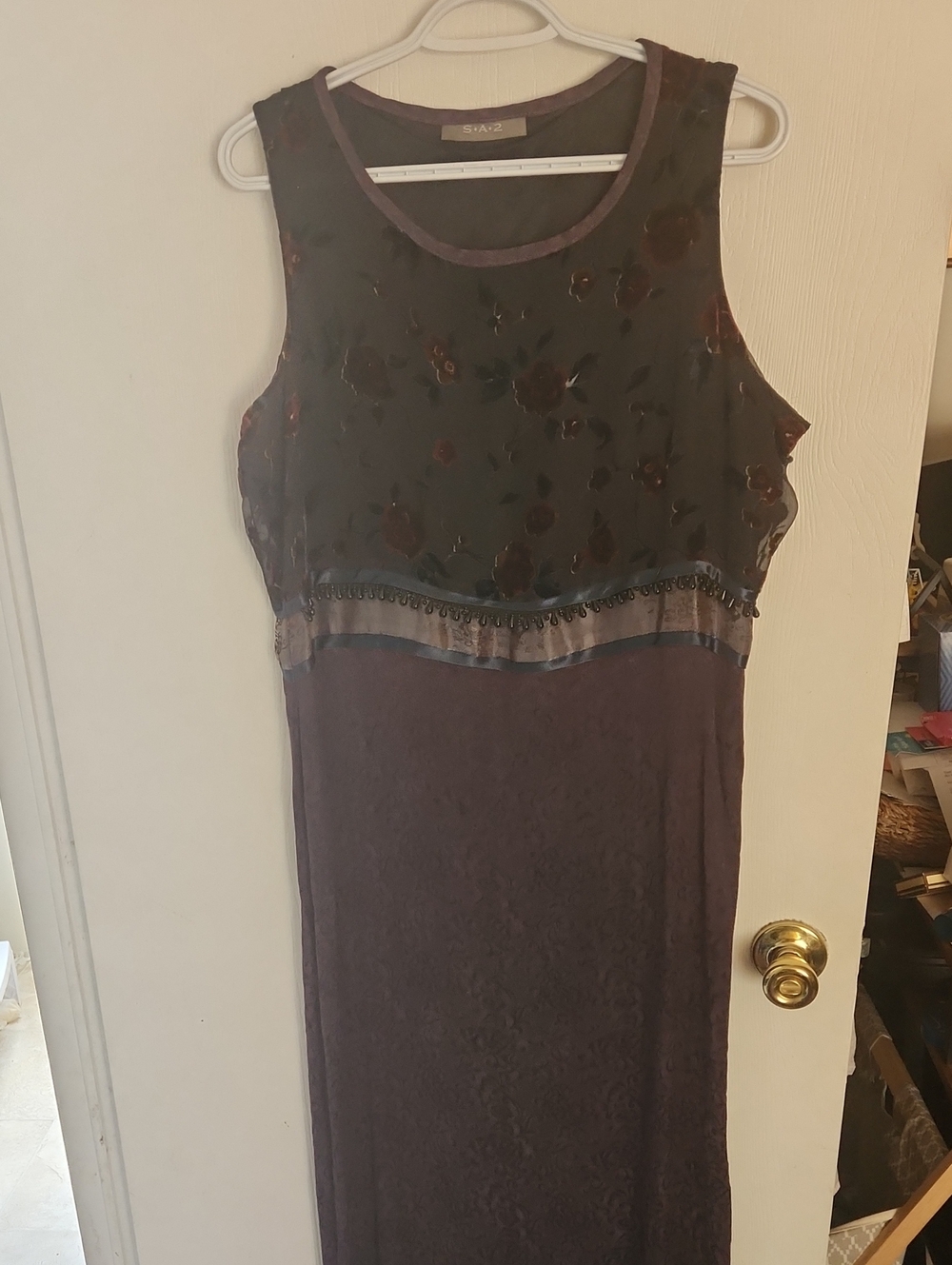 Sleeveless Plum Maxi Dress with Floral Appliqué